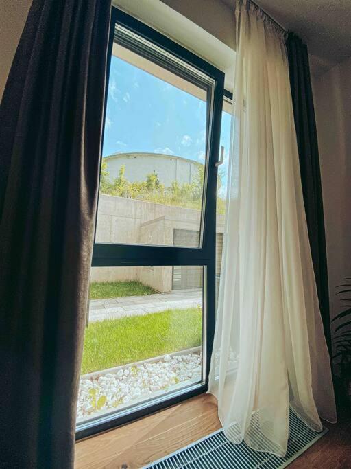 8Ight Braşov Exterior foto